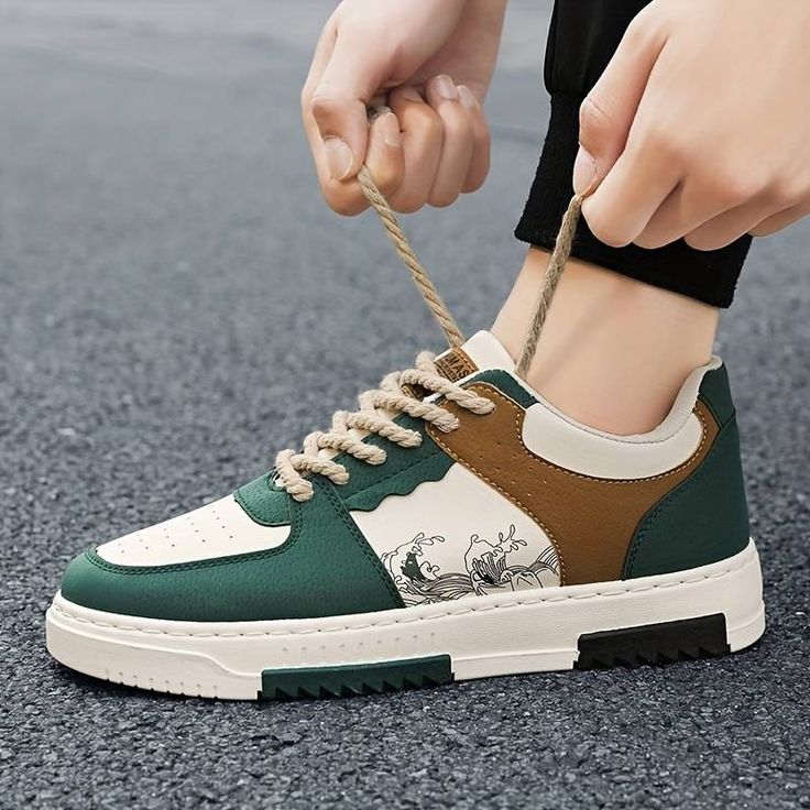 New Men's Stylish Casual Sports Flat Sneakers