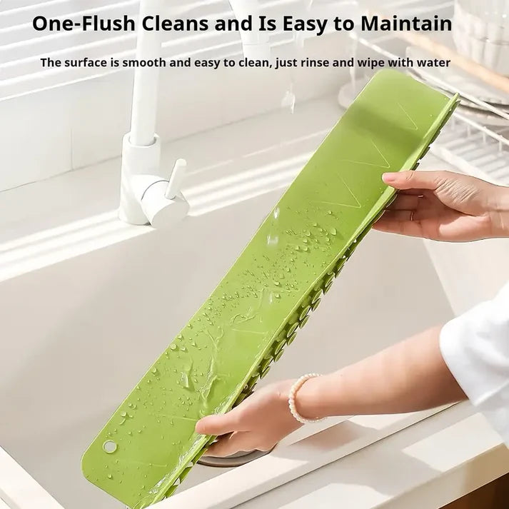 Sink Splash Guard by Dollvo