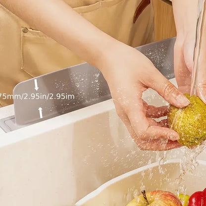Sink Splash Guard by Dollvo